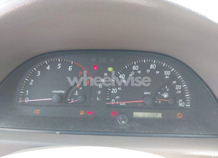 Photo 7 of 2004 Toyota Camry LE (VIN 4T1BE32K04U311979)