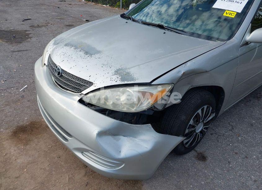 Photo 6 of 2004 Toyota Camry LE (VIN 4T1BE32K04U314848)