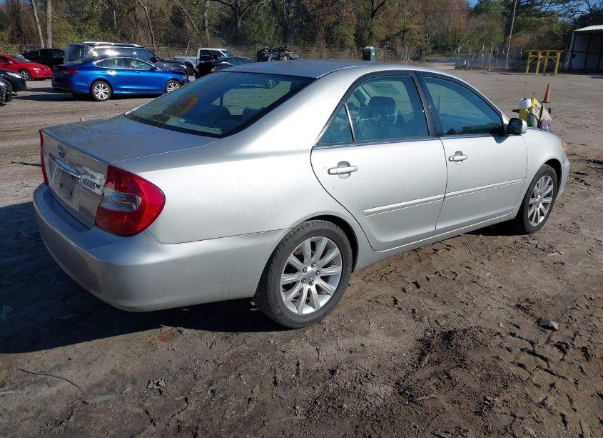 Photo 4 of 2004 Toyota Camry LE (VIN 4T1BE32K04U333612)
