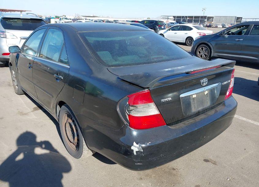Photo 3 of 2004 Toyota Camry LE (VIN 4T1BE32K04U365864)