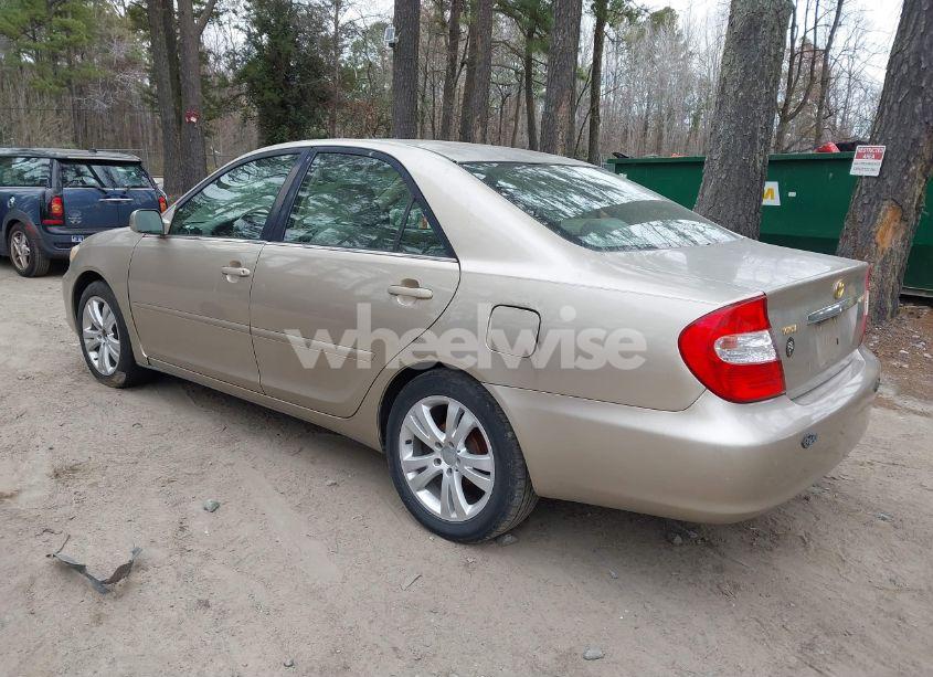 Photo 3 of 2004 Toyota Camry LE (VIN 4T1BE32K04U793501)