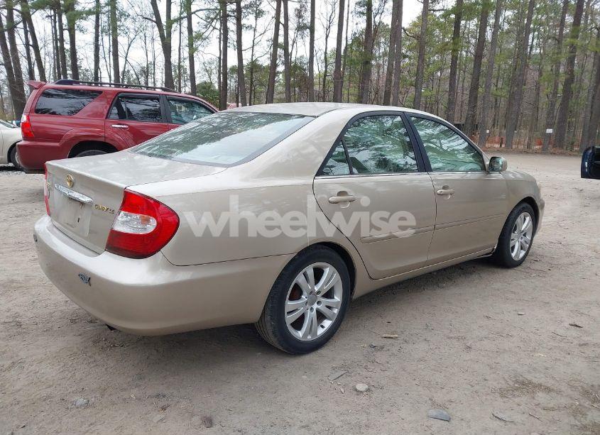 Photo 4 of 2004 Toyota Camry LE (VIN 4T1BE32K04U793501)