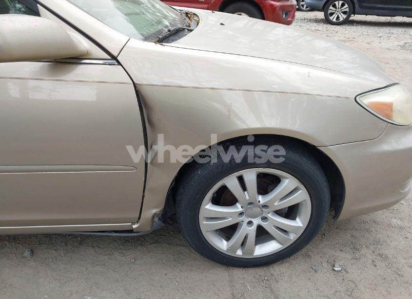 Photo 6 of 2004 Toyota Camry LE (VIN 4T1BE32K04U793501)