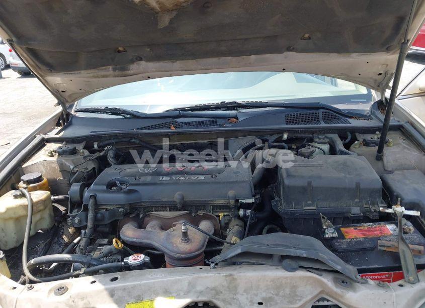 Photo 10 of 2004 Toyota Camry LE (VIN 4T1BE32K04U796804)