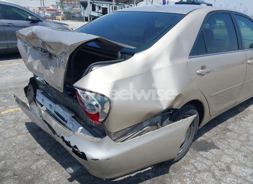 Photo 12 of 2004 Toyota Camry LE (VIN 4T1BE32K04U796804)