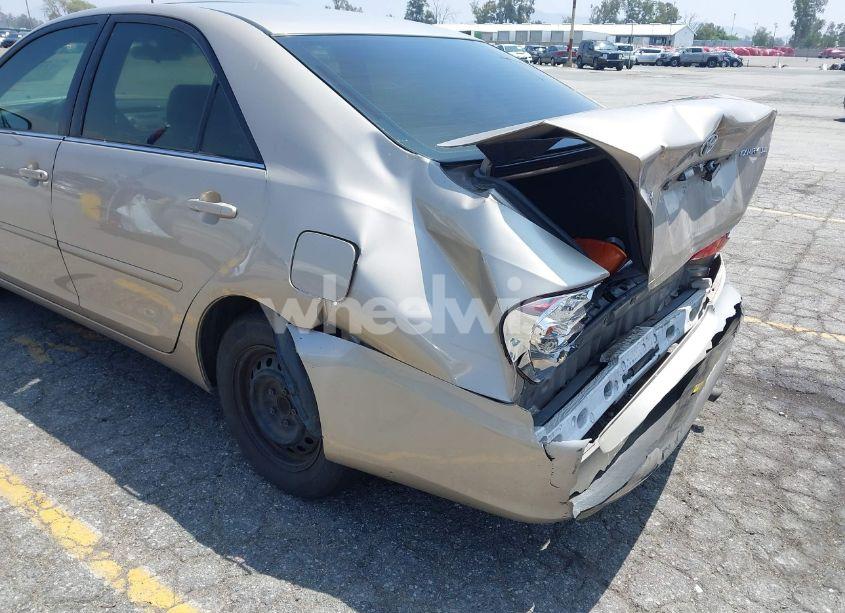 Photo 13 of 2004 Toyota Camry LE (VIN 4T1BE32K04U796804)