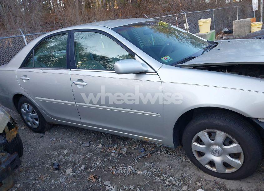 Photo 13 of 2004 Toyota Camry LE (VIN 4T1BE32K04U836041)