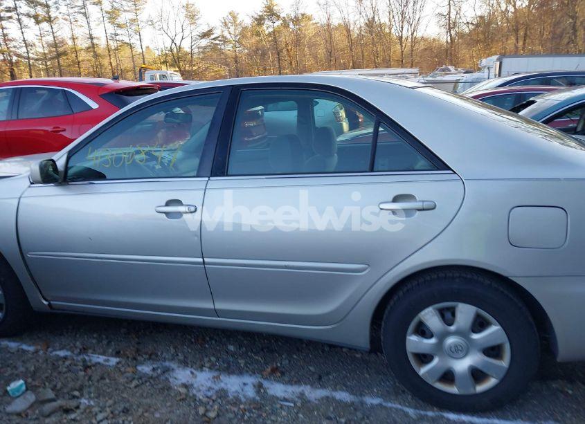 Photo 14 of 2004 Toyota Camry LE (VIN 4T1BE32K04U836041)