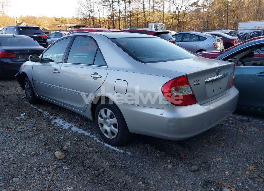 Photo 3 of 2004 Toyota Camry LE (VIN 4T1BE32K04U836041)
