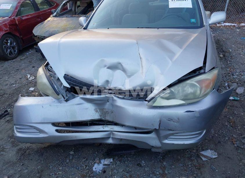 Photo 6 of 2004 Toyota Camry LE (VIN 4T1BE32K04U836041)