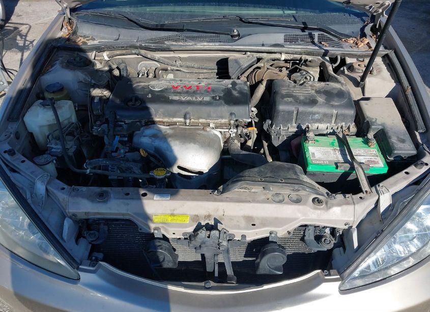 Photo 10 of 2004 Toyota Camry XLE (VIN 4T1BE32K04U860498)