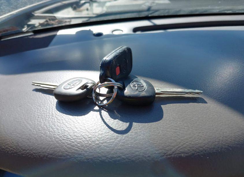 Photo 11 of 2004 Toyota Camry XLE (VIN 4T1BE32K04U860498)