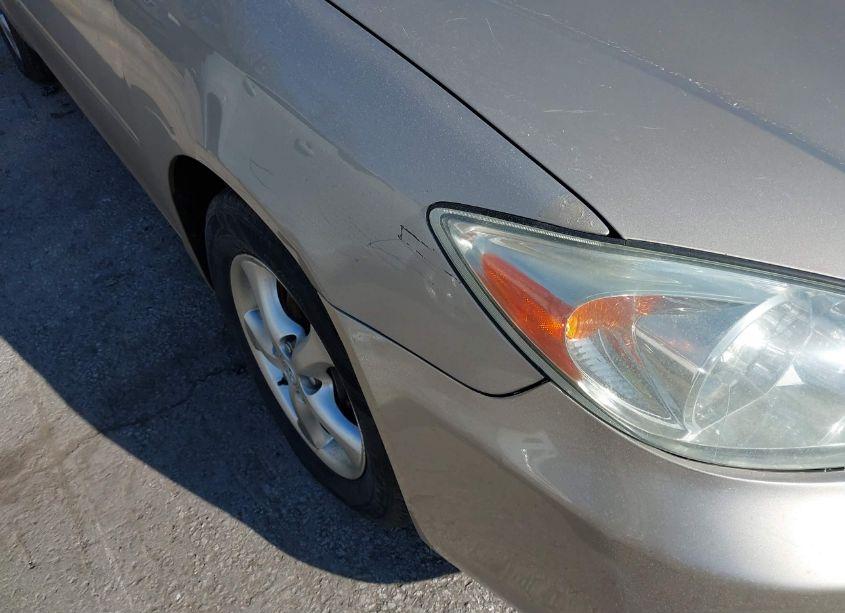 Photo 6 of 2004 Toyota Camry XLE (VIN 4T1BE32K04U860498)