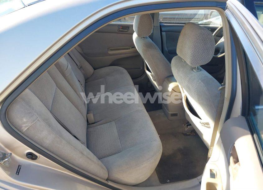 Photo 8 of 2004 Toyota Camry LE (VIN 4T1BE32K04U886793)