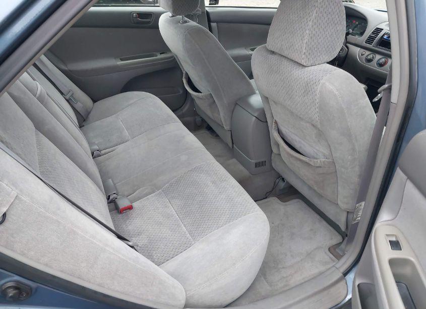 Photo 8 of 2004 Toyota Camry LE (VIN 4T1BE32K04U892528)