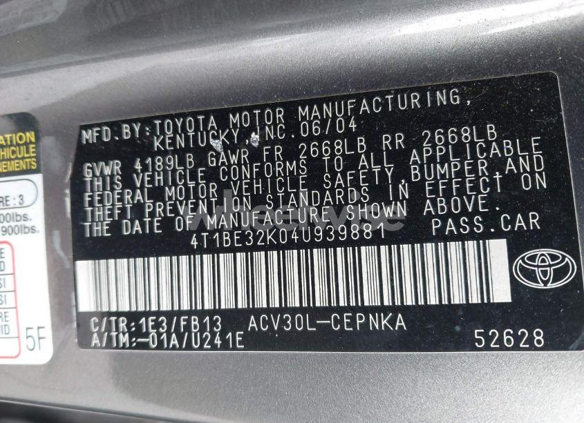 Photo 9 of 2004 Toyota Camry LE (VIN 4T1BE32K04U939881)