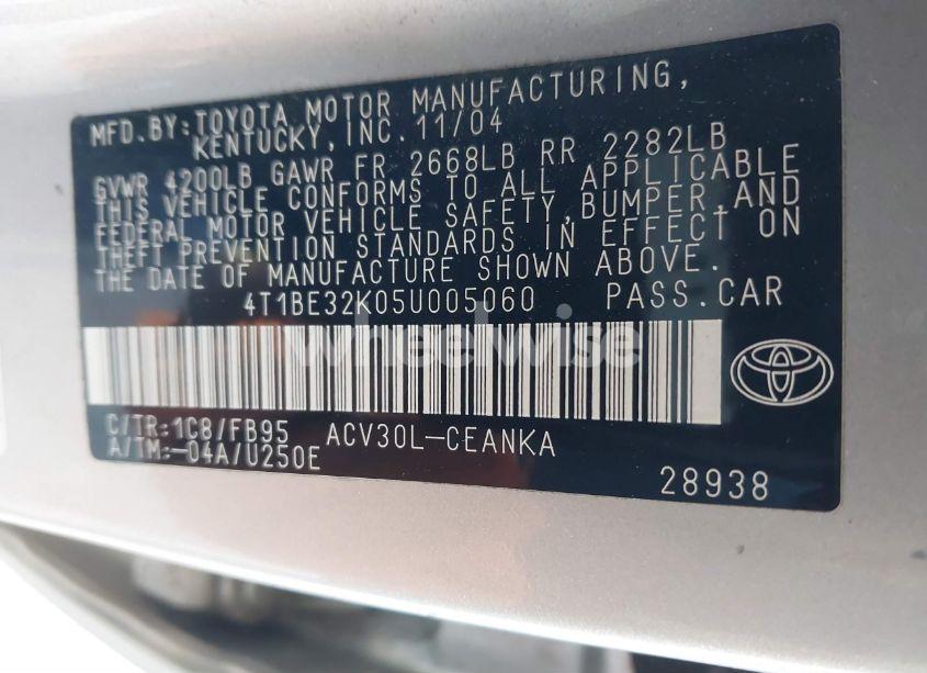 Photo 9 of 2005 Toyota Camry LE (VIN 4T1BE32K05U005060)