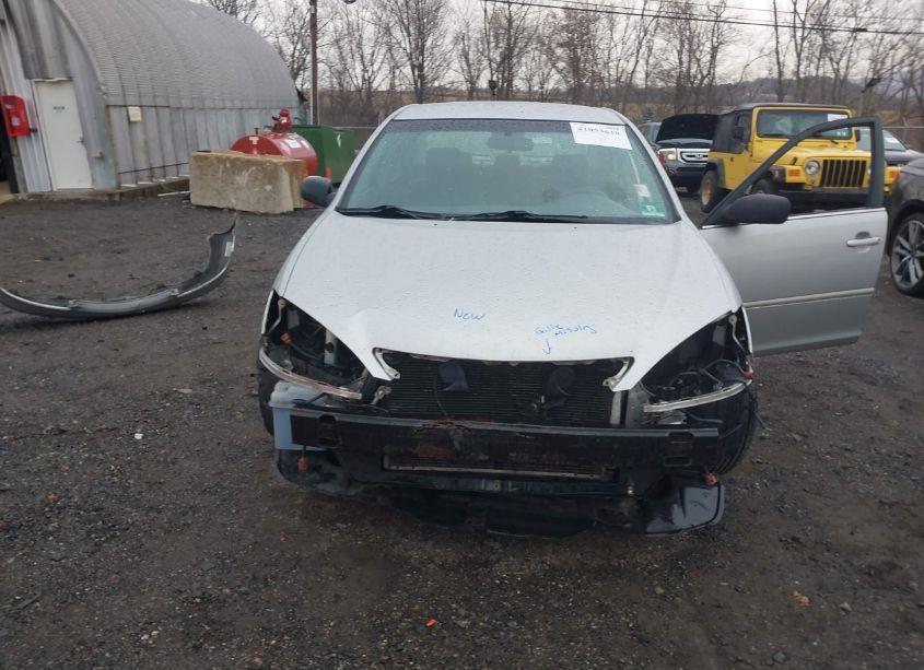 Photo 6 of 2005 Toyota Camry STD (VIN 4T1BE32K05U032226)