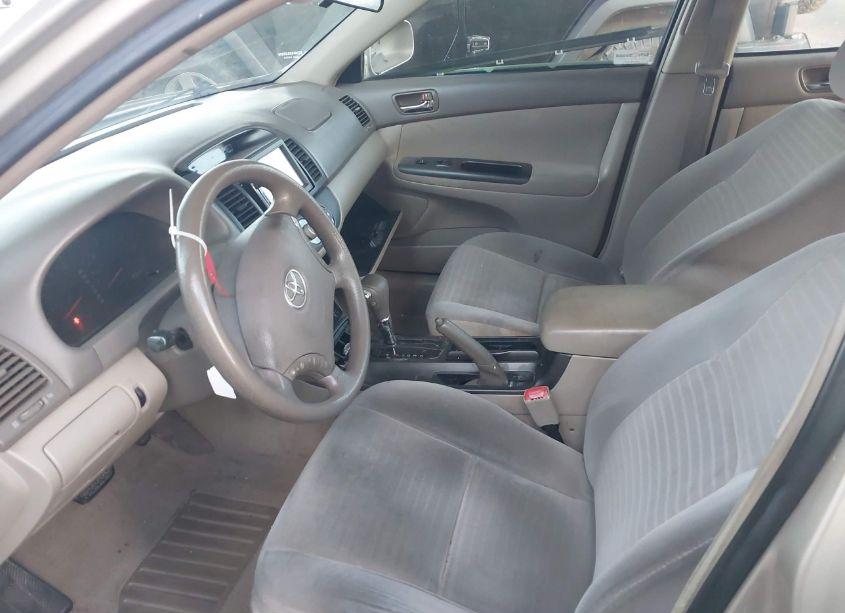 Photo 5 of 2005 Toyota Camry LE (VIN 4T1BE32K05U051892)