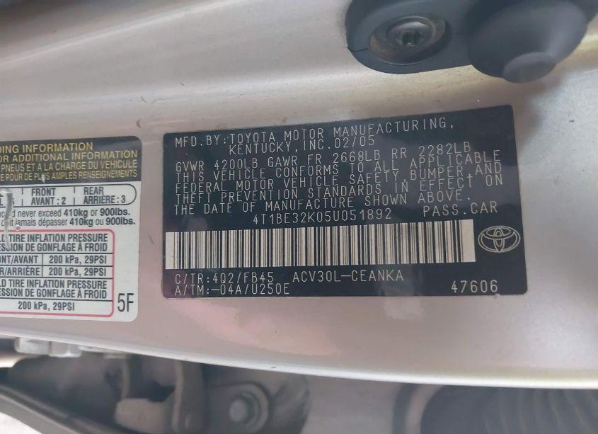 Photo 9 of 2005 Toyota Camry LE (VIN 4T1BE32K05U051892)