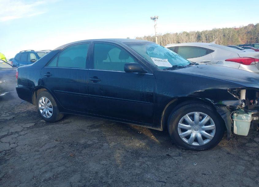 Photo 14 of 2005 Toyota Camry STD (VIN 4T1BE32K05U060544)