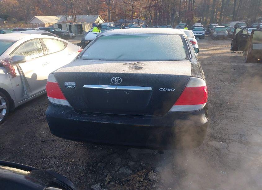 Photo 17 of 2005 Toyota Camry STD (VIN 4T1BE32K05U060544)