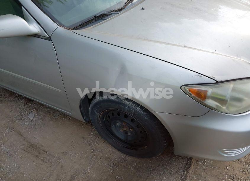 Photo 12 of 2005 Toyota Camry LE (VIN 4T1BE32K05U066635)