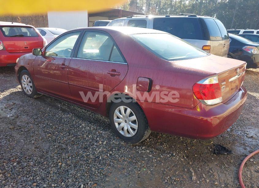 Photo 3 of 2005 Toyota Camry LE (VIN 4T1BE32K05U094189)