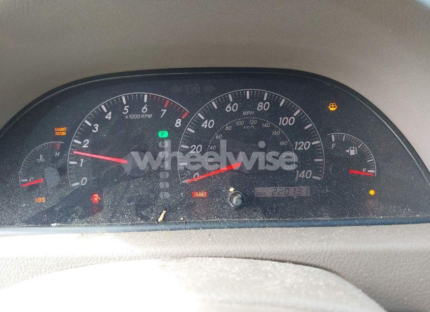 Photo 7 of 2005 Toyota Camry LE (VIN 4T1BE32K05U094189)