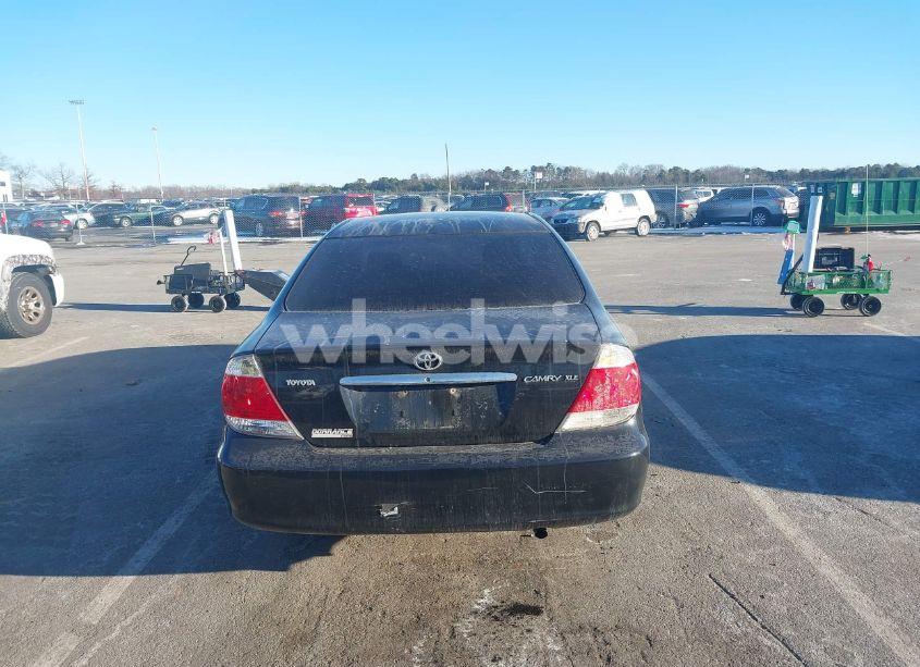 Photo 16 of 2005 Toyota Camry XLE (VIN 4T1BE32K05U431492)