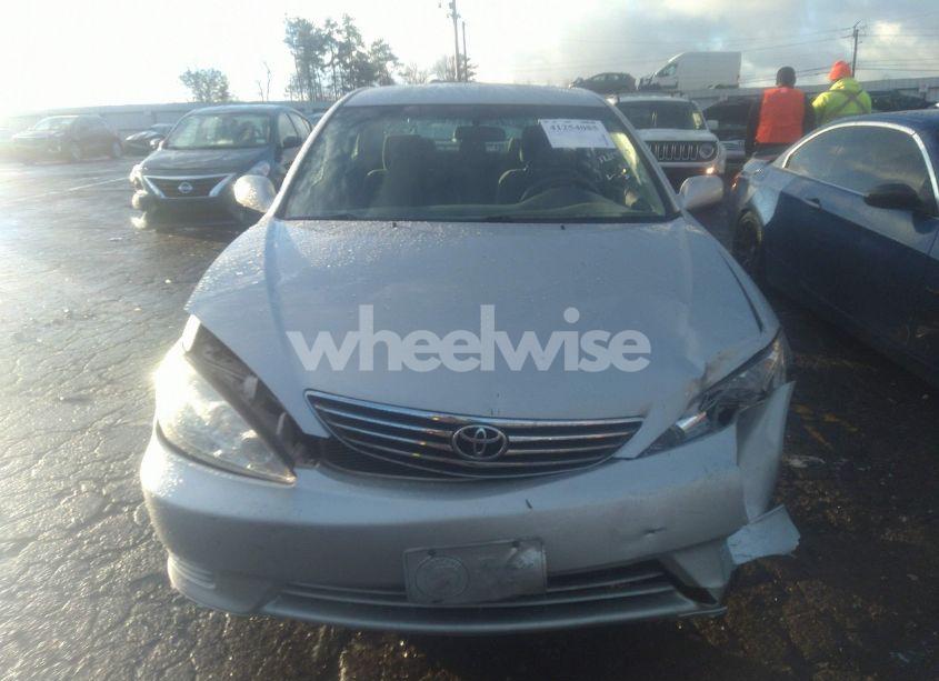 Photo 12 of 2005 Toyota Camry LE (VIN 4T1BE32K05U435073)