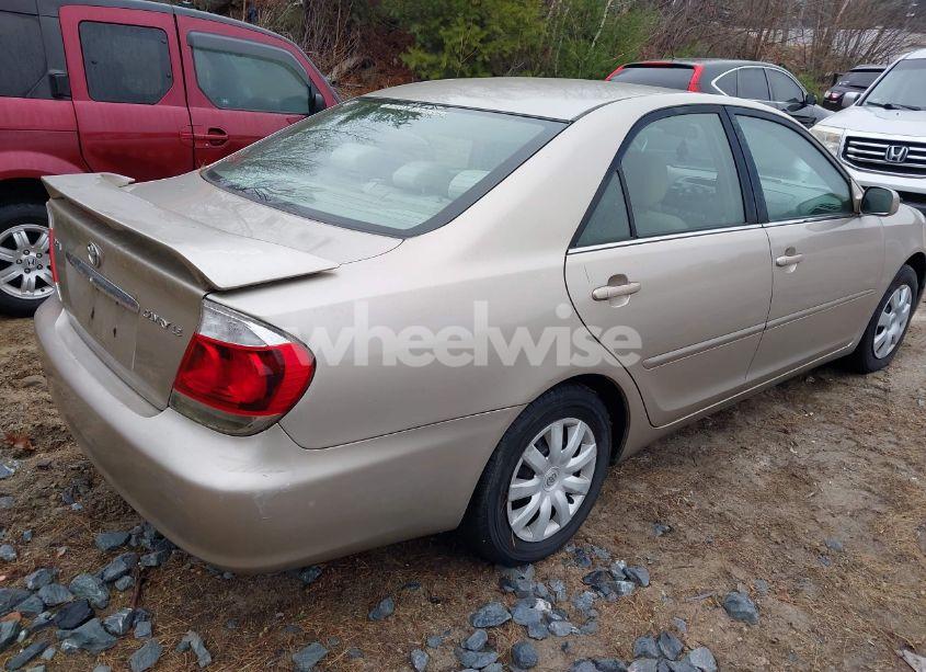 Photo 4 of 2005 Toyota Camry LE (VIN 4T1BE32K05U529292)