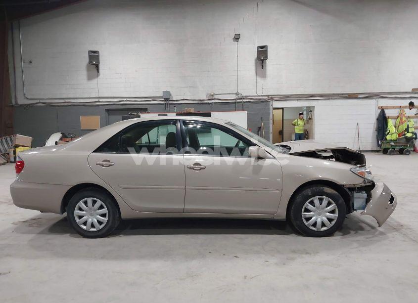 Photo 13 of 2005 Toyota Camry LE (VIN 4T1BE32K05U538560)