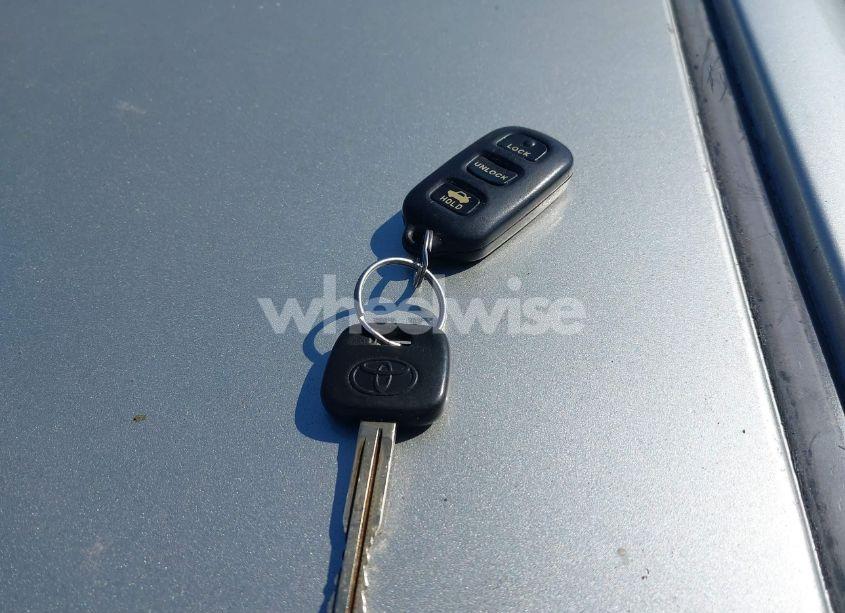 Photo 11 of 2005 Toyota Camry LE (VIN 4T1BE32K05U558159)
