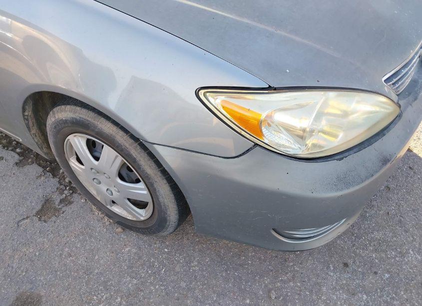 Photo 6 of 2005 Toyota Camry LE (VIN 4T1BE32K05U573244)