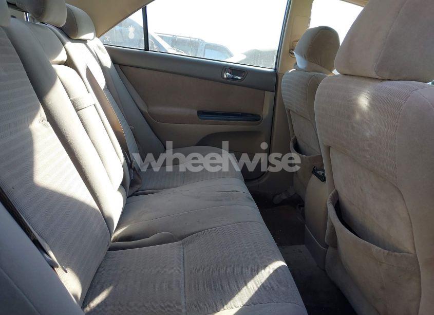 Photo 8 of 2005 Toyota Camry LE (VIN 4T1BE32K05U609496)