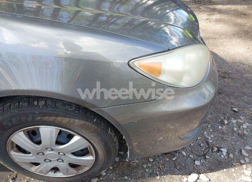 Photo 6 of 2005 Toyota Camry LE (VIN 4T1BE32K05U610924)