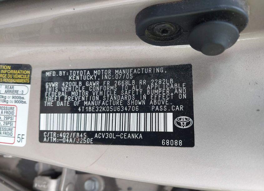 Photo 9 of 2005 Toyota Camry LE (VIN 4T1BE32K05U634706)