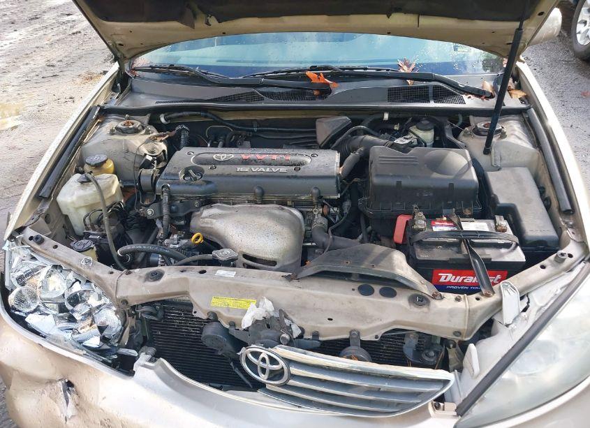 Photo 10 of 2005 Toyota Camry LE (VIN 4T1BE32K05U947920)