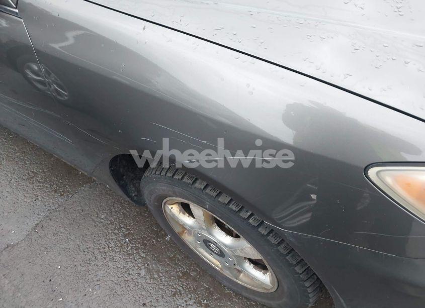 Photo 15 of 2005 Toyota Camry LE (VIN 4T1BE32K05U947996)