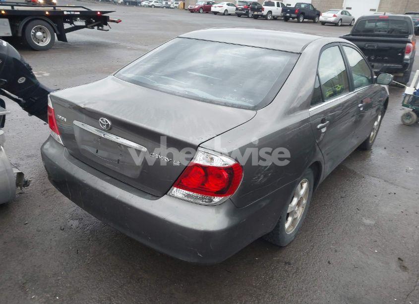 Photo 3 of 2005 Toyota Camry LE (VIN 4T1BE32K05U947996)
