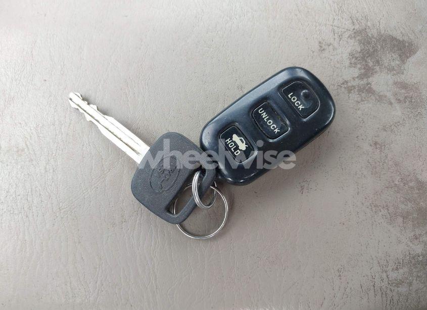 Photo 11 of 2005 Toyota Camry LE (VIN 4T1BE32K05U990413)