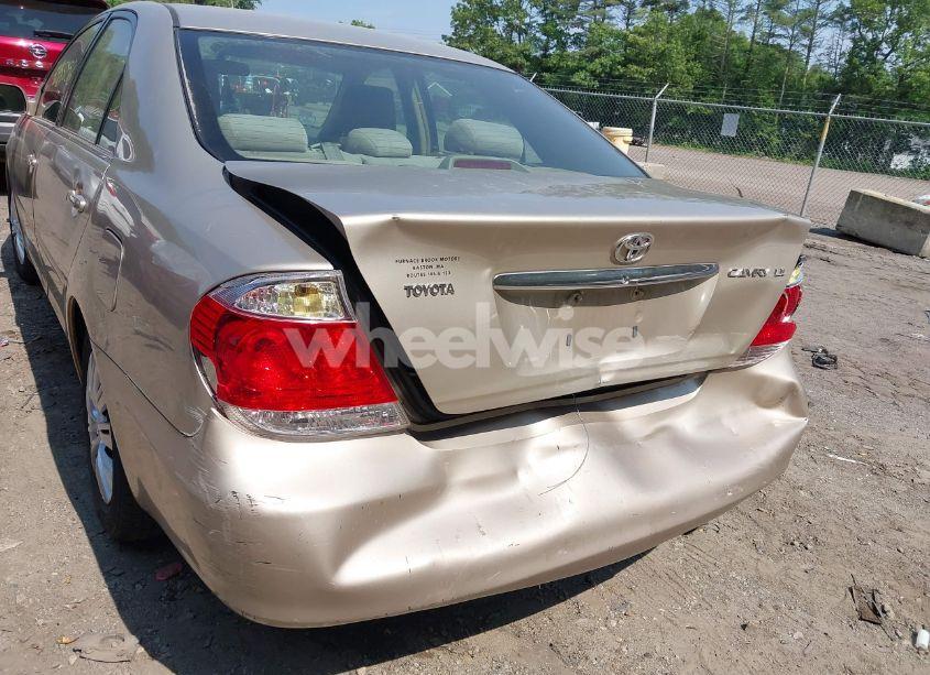 Photo 6 of 2006 Toyota Camry LE (VIN 4T1BE32K06U110943)