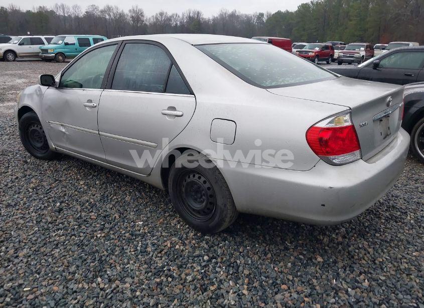 Photo 3 of 2006 Toyota Camry LE (VIN 4T1BE32K06U122316)