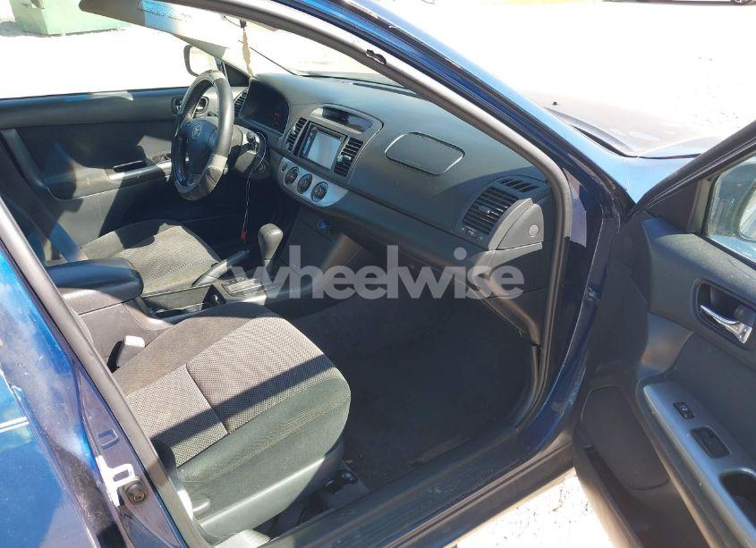 Photo 5 of 2006 Toyota Camry SE (VIN 4T1BE32K06U148222)