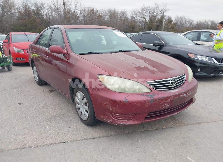 2006 Toyota Camry LE (VIN 4T1BE32K06U161195) main photo