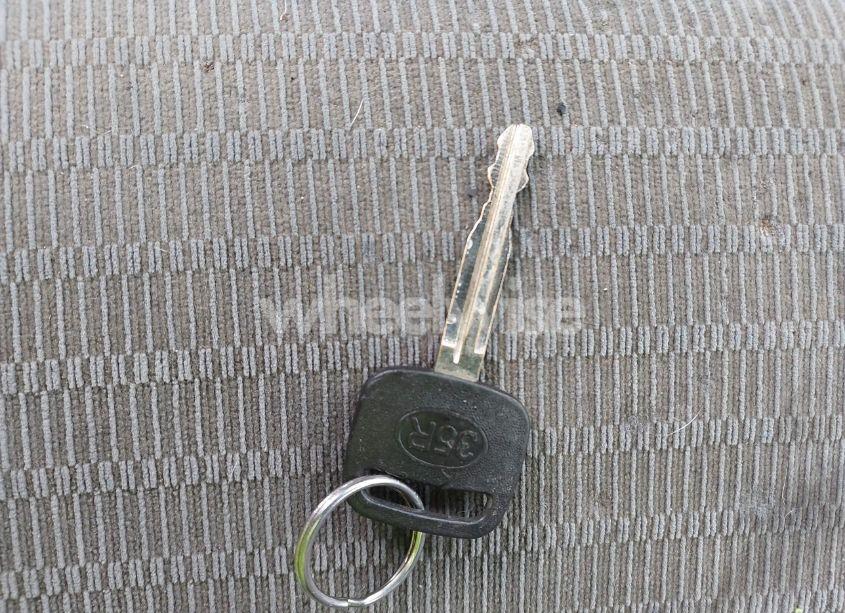 Photo 11 of 2006 Toyota Camry STD (VIN 4T1BE32K06U651913)