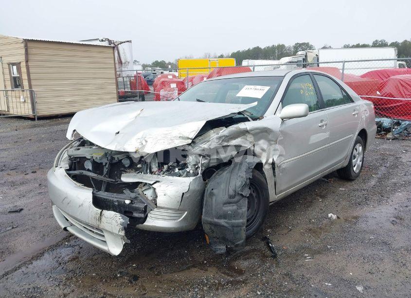 Photo 6 of 2006 Toyota Camry STD (VIN 4T1BE32K06U651913)