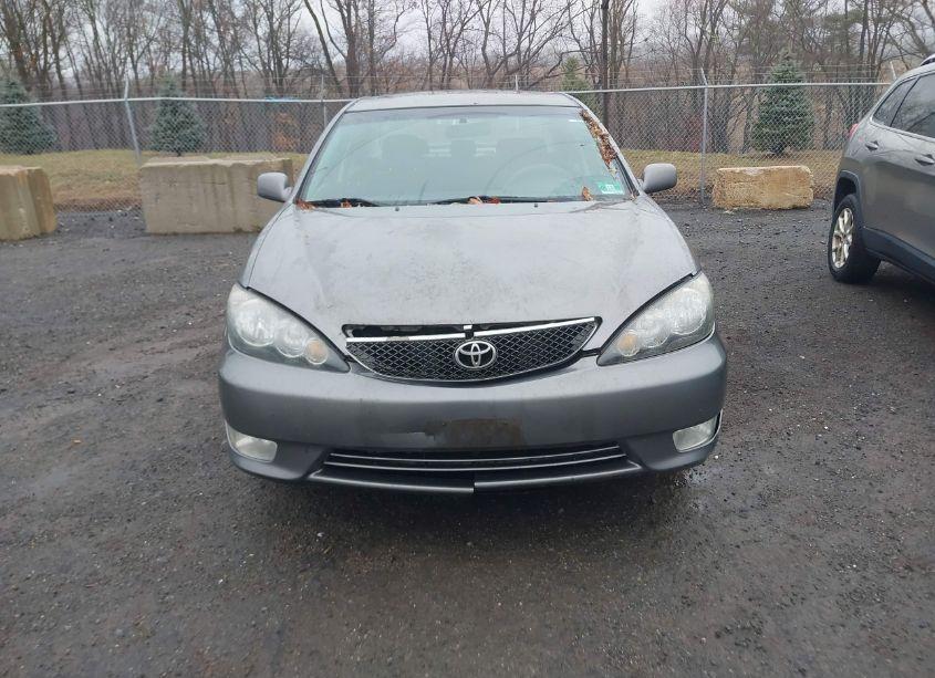 Photo 6 of 2006 Toyota Camry SE (VIN 4T1BE32K06U711981)