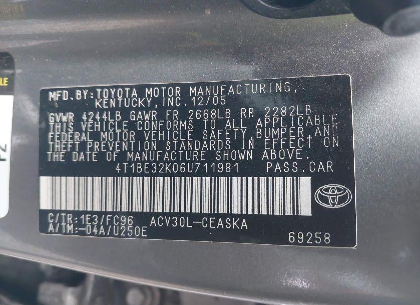 Photo 9 of 2006 Toyota Camry SE (VIN 4T1BE32K06U711981)